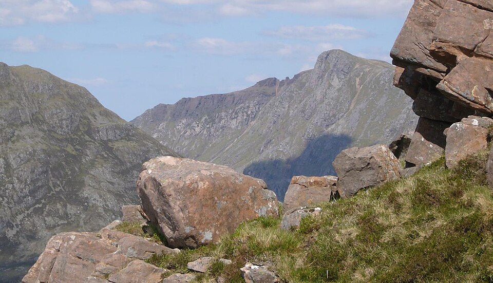 A' Mhaighdean, 966 m, Highland