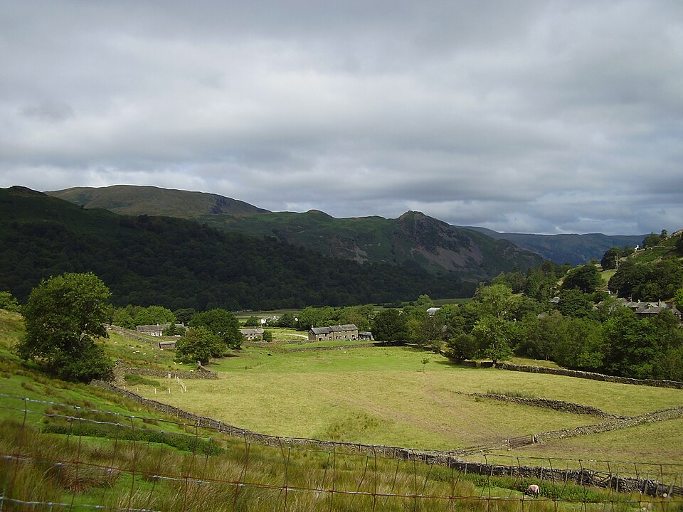 Arnison Crag, 433 m, Westmorland and Furness