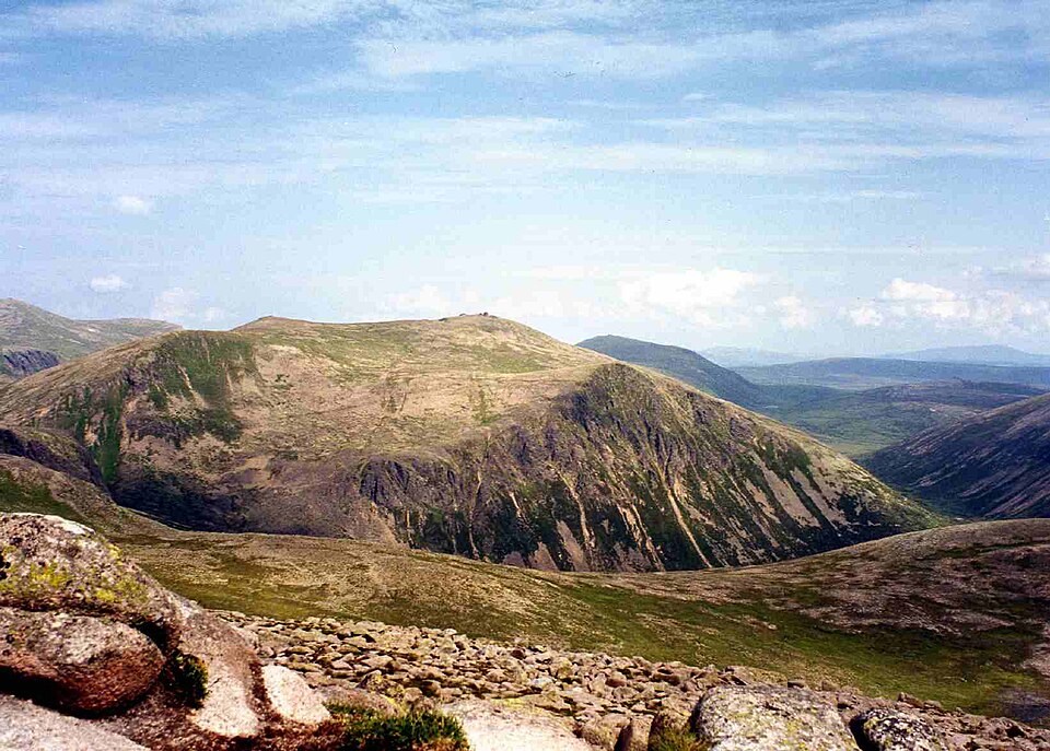 Beinn Mheadhoin, 1183 m, Moray