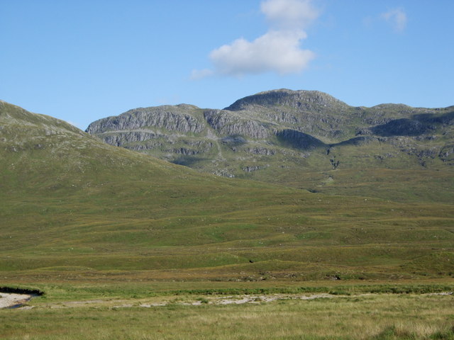 Bidein a' Choire Sheasgaich, 945 m, Highland