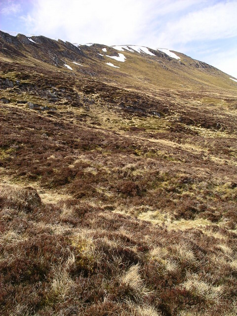 Carn Dearg, 946 m, Highland