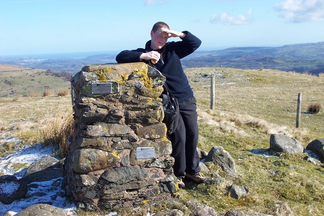Cefn Cyfarwydd, 502 m, Conwy