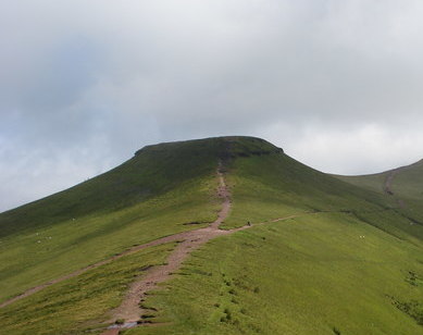 Corn Du, 872 m, Powys