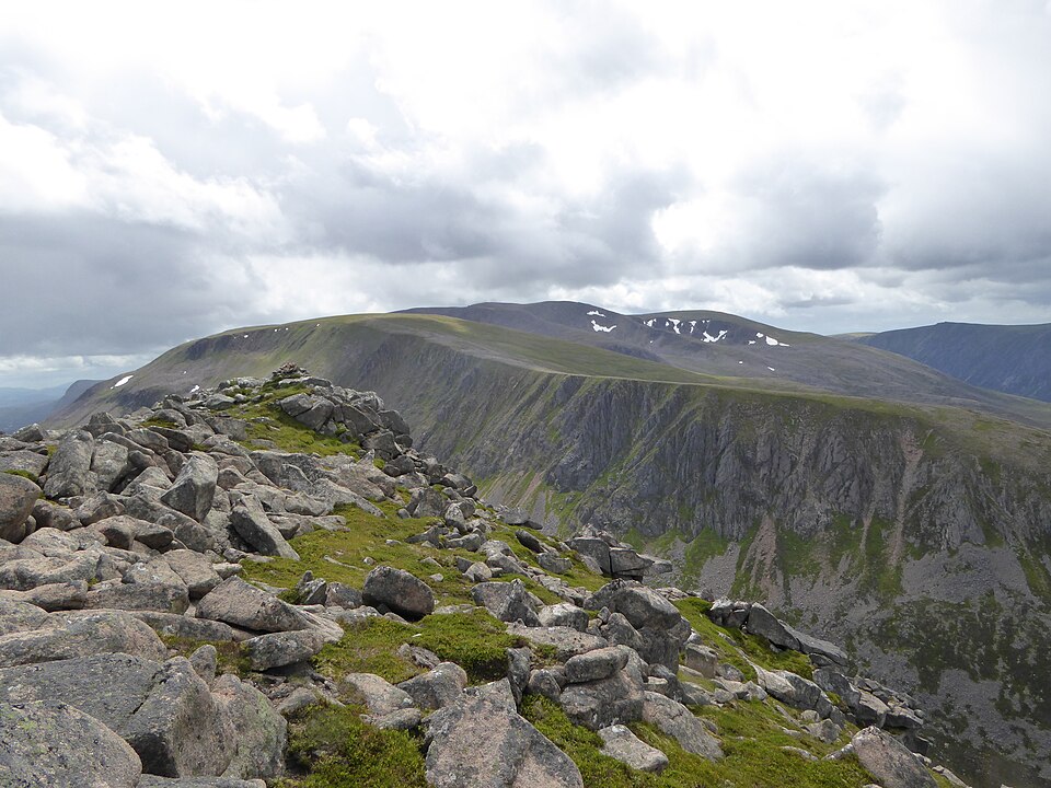 Creag an Leth-choin, 1053 m, Highland