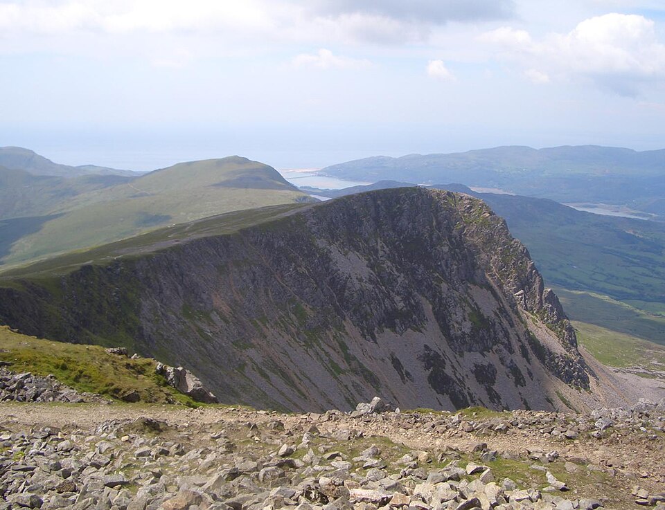 Cyfrwy, 811 m, Gwynedd
