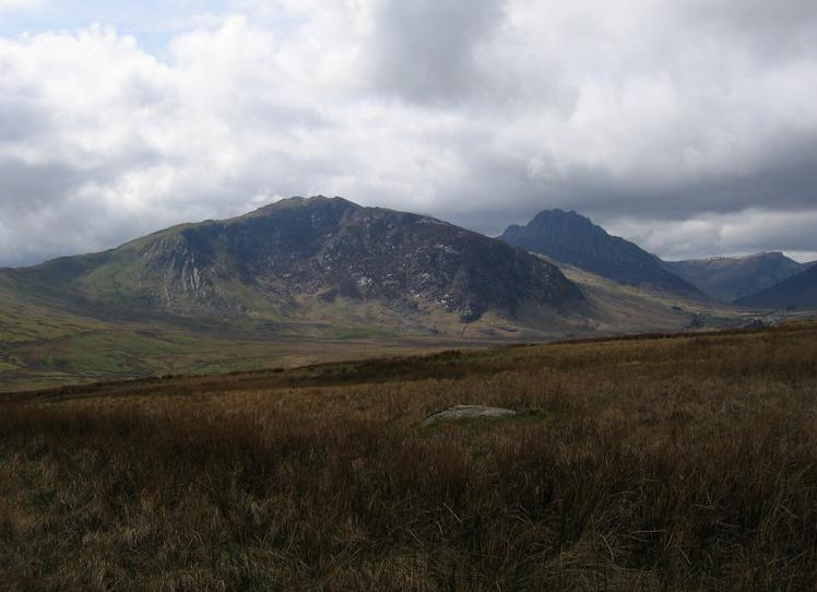 Gallt yr Ogof, 763 m, Conwy