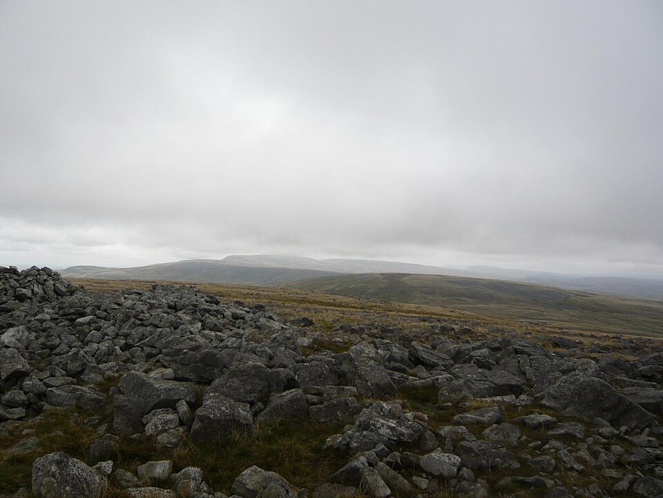 Garreg Lwyd, 616 m, Carmarthenshire [Sir Gaerfyrddin]