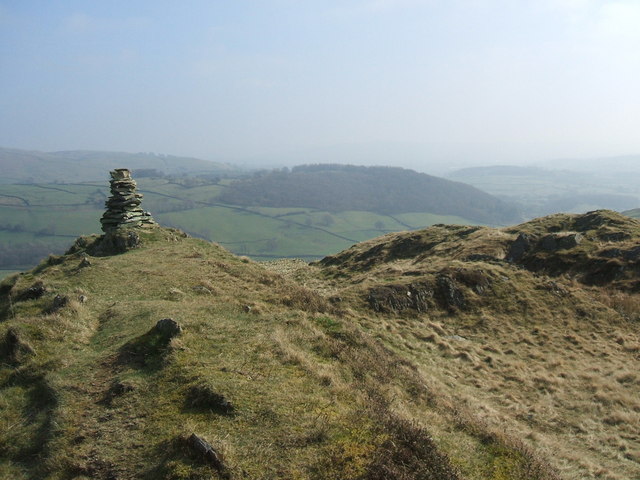 Hugill Fell (Wainwright summit), 265 m, Westmorland and Furness