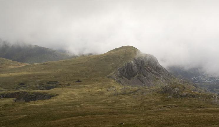 Moel-yr-hydd, 648 m, Gwynedd