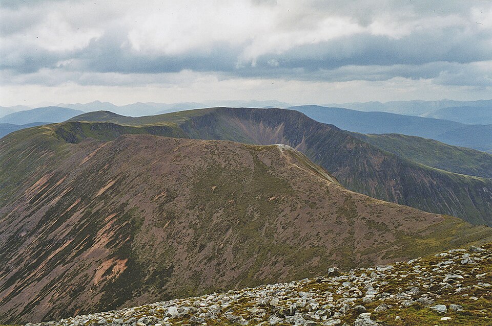 Mullach nan Coirean East Top, 917 m, Highland