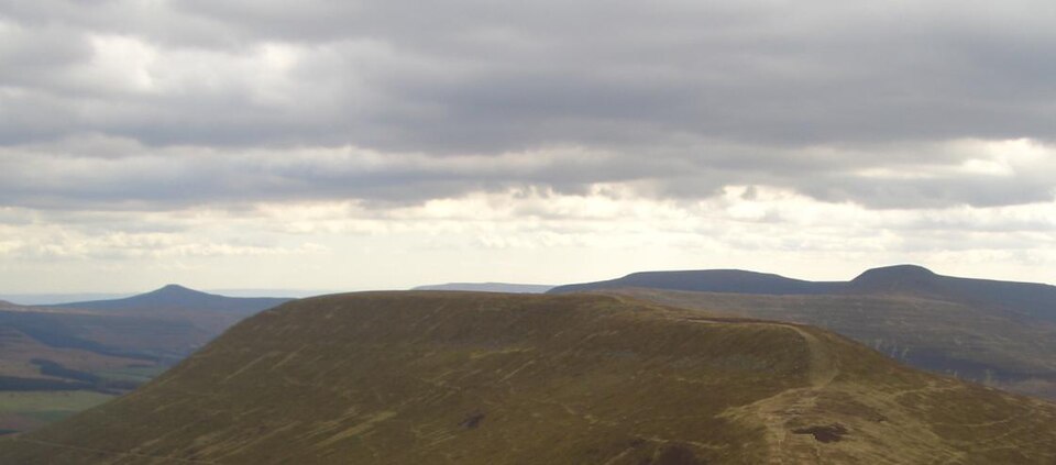 Mynydd Llysiau, 663 m, Powys