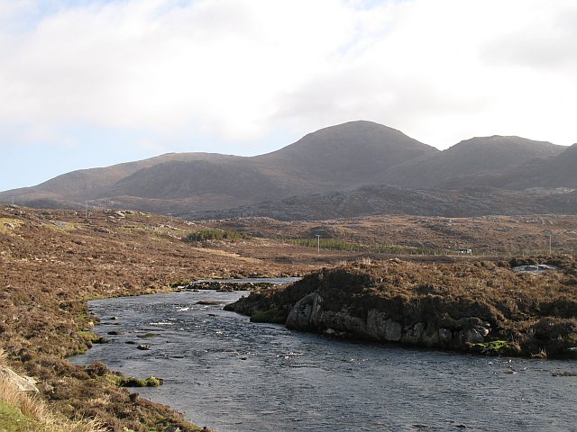 Oireabhal, 662 m, Na h-Eileanan Siar [Western Isles]
