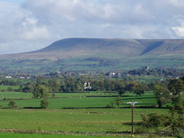 Pendle Hill, 557 m, Lancashire
