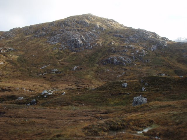 Ruadh-stac Beag, 896 m, Highland