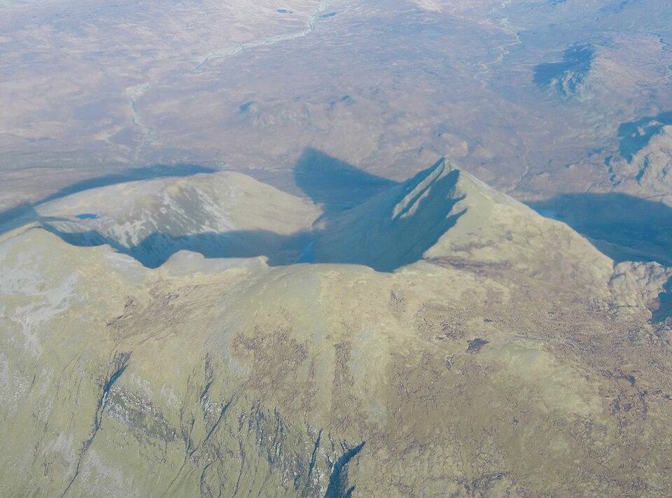 Seana Bhraigh, 926 m, Highland