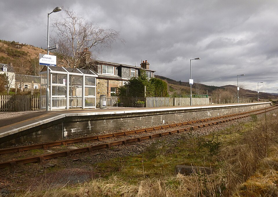 Achanalt railway station