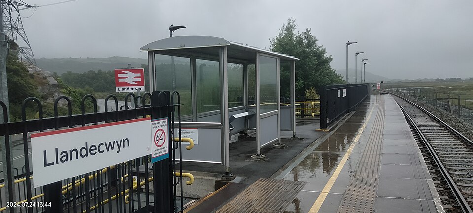 Llandecwyn railway station