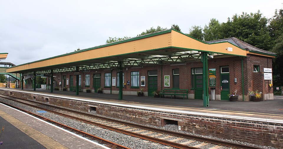 Okehampton railway station