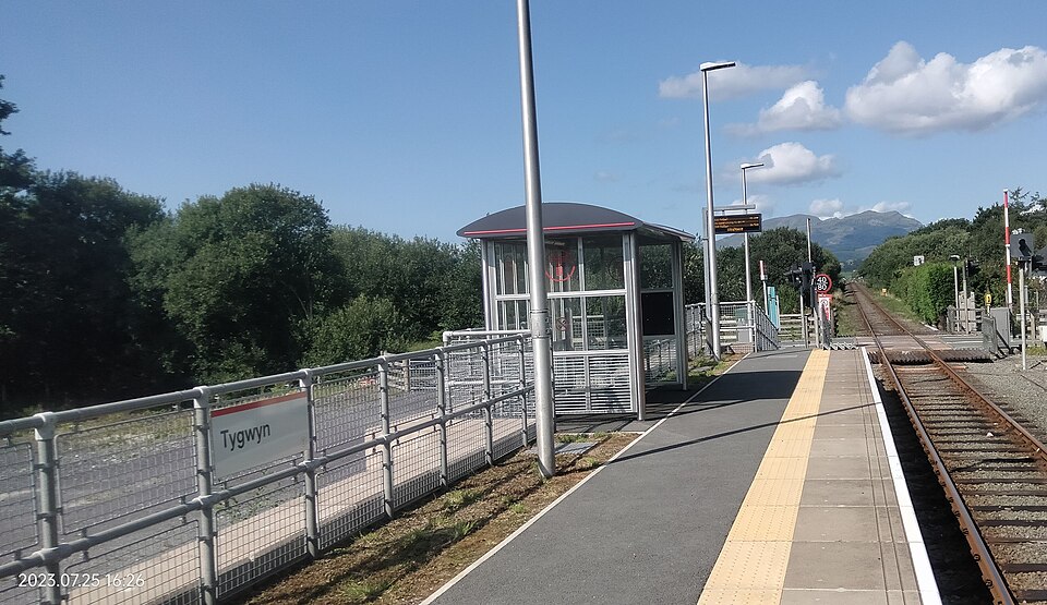Tygwyn railway station